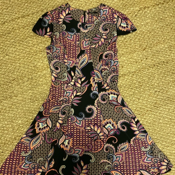 Tokito Work Dress - Picture 2 of 4